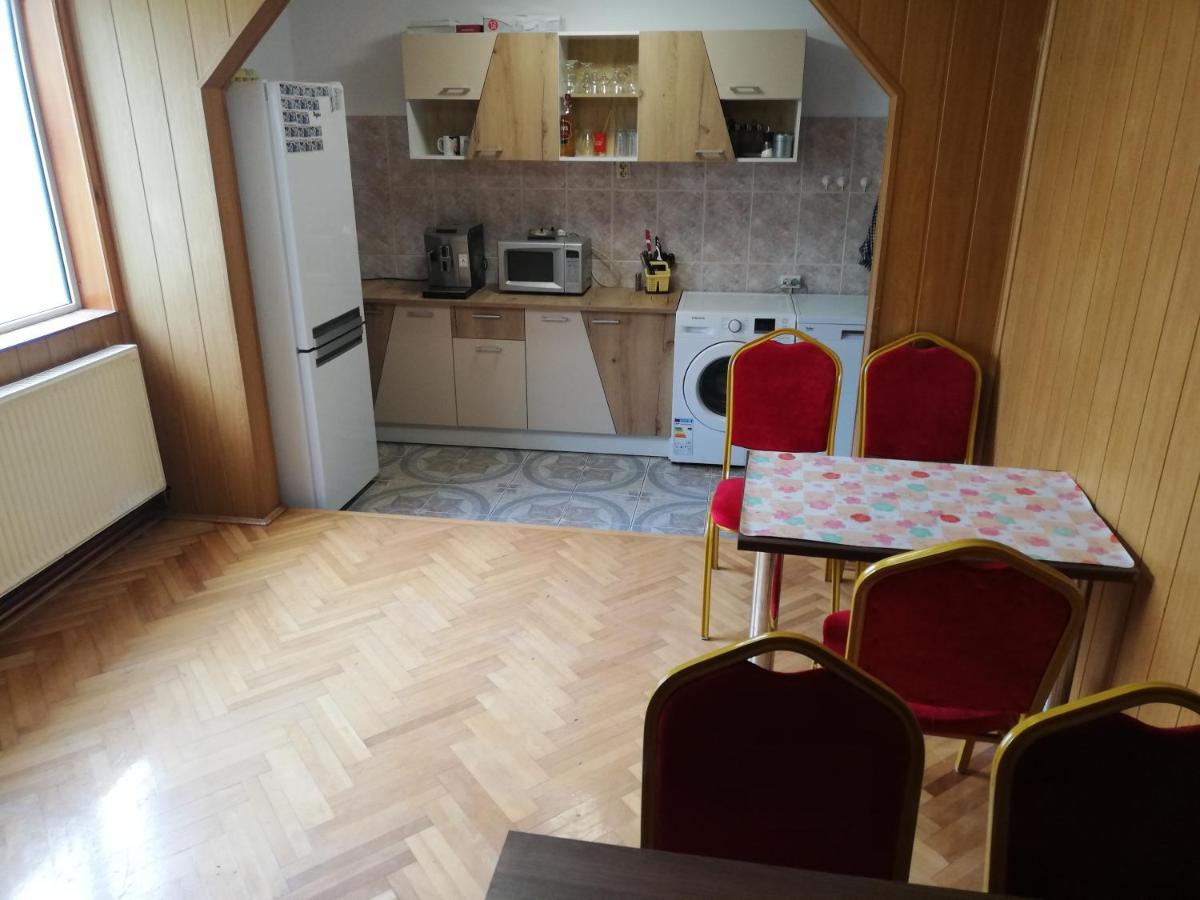 Casa Bucur Tîrgu Ocna Exterior foto