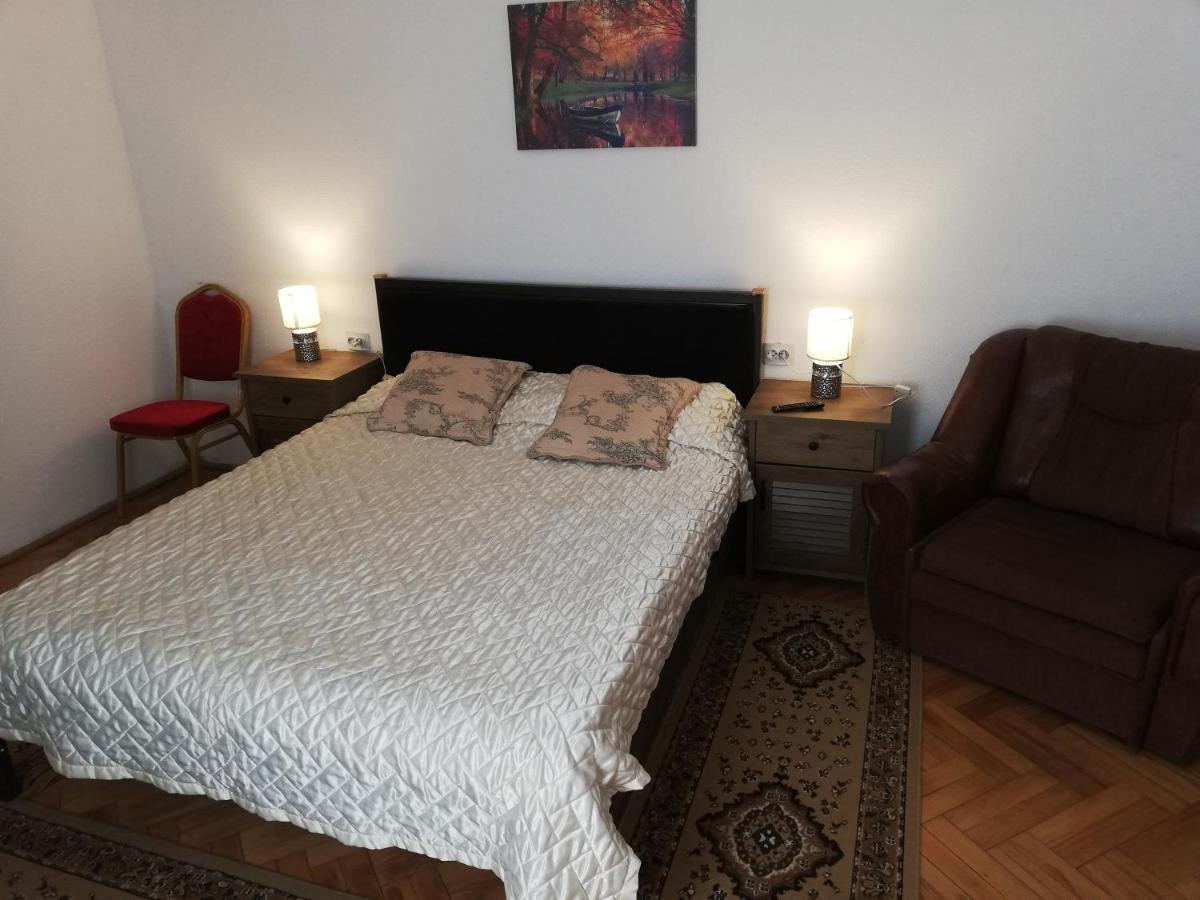 Casa Bucur Tîrgu Ocna Exterior foto